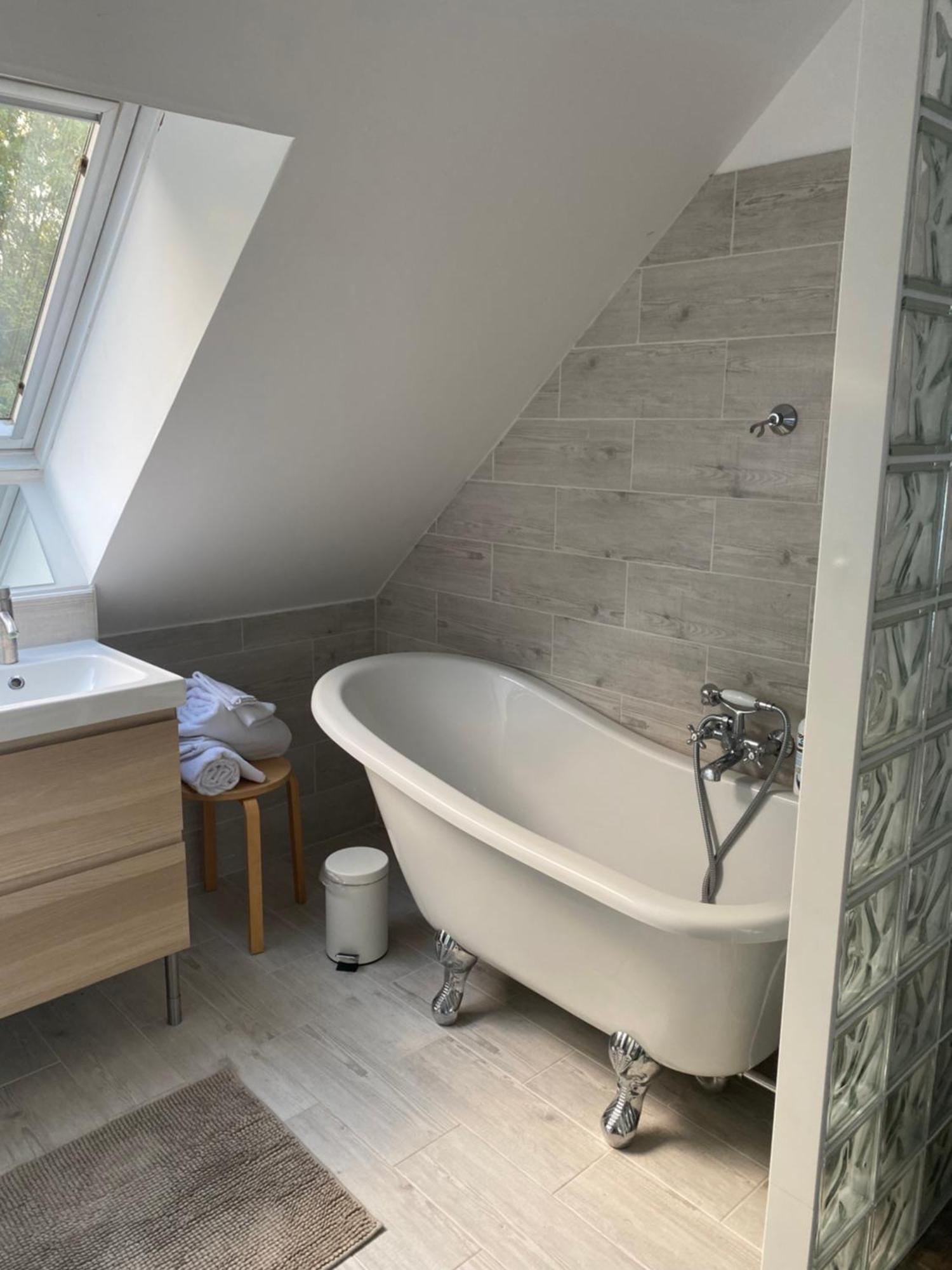 Les 2 Gites Des Chambres De Capucine Carcagny ภายนอก รูปภาพ