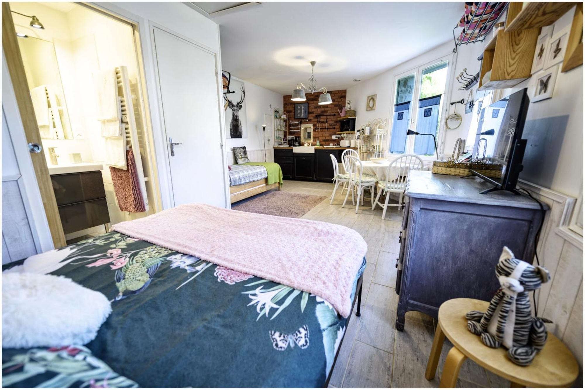 Les 2 Gites Des Chambres De Capucine Carcagny ห้อง รูปภาพ