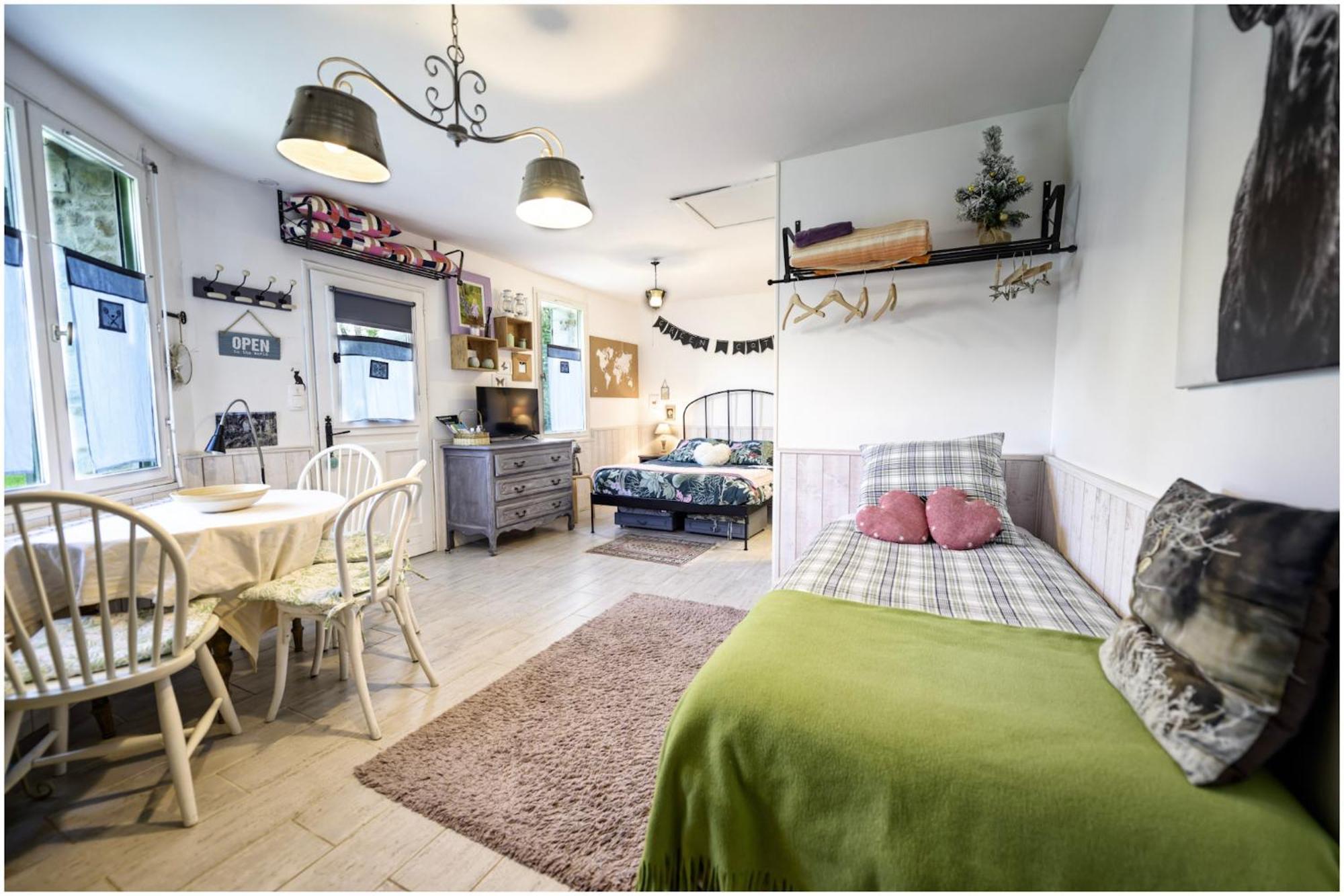 Les 2 Gites Des Chambres De Capucine Carcagny ห้อง รูปภาพ